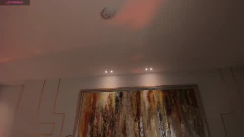 Maddi Collins online show from February 2026 12:12:01 PM