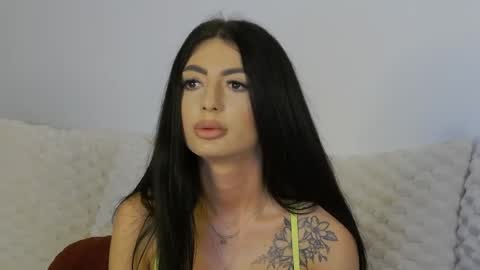 Madison online show from June 2026 01:02:01 PM