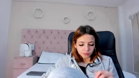 madison online show from October 2025 01:11:02 PM