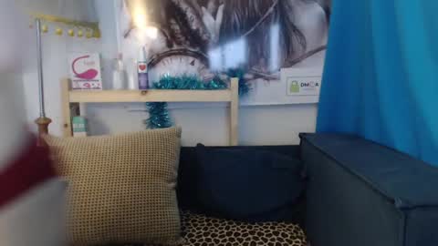 Elizabeth online show from February 2025 01:37:01 AM