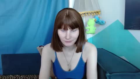 Elizabeth online show from October 2025 02:01:02 AM