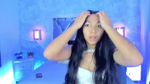 Snapshot of mady_roa chatting on June 2026 01:30:02 AM Mady Roa online show from June 2026 01:30:02 AM