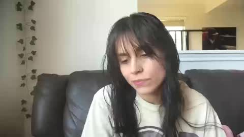 Mae Bae online show from October 2025 06:08:01 PM