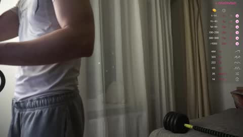 Mike XMaestro 3369 online show from October 2025 07:36:02 PM