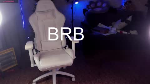 Maevee online show from January 2025 09:37:02 AM