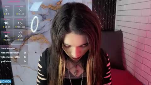 maevekuro online show from April 2026 03:32:01 AM