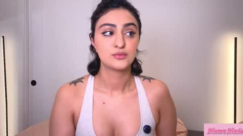 Meaves online show from February 2026 12:15:01 PM