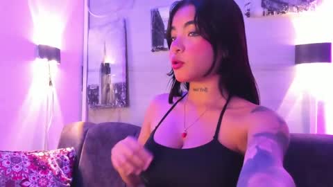 Maggie online show from October 2025 01:09:02 PM