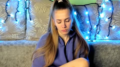 Maggie online show from January 2025 01:48:01 AM