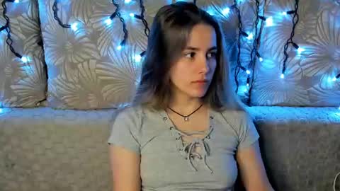 Snapshot of maggiecake chatting on June 2026 01:49:01 AM Maggie online show from June 2026 01:49:01 AM