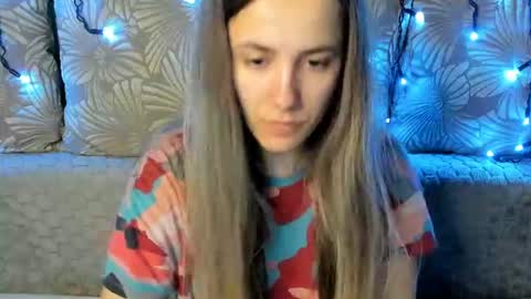 Snapshot of maggiecake chatting on June 2026 03:31:02 AM Maggie online show from June 2026 03:31:02 AM