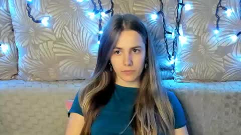 Snapshot of maggiecake chatting on June 2026 01:21:01 AM Maggie online show from June 2026 01:21:01 AM