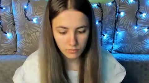 Snapshot of maggiecake chatting on June 2026 01:28:01 AM Maggie online show from June 2026 01:28:01 AM