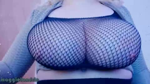 Maggie   online show from March 2026 04:26:01 AM