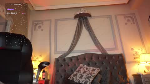 Snapshot of maggietime chatting on January 2025 11:12:02 PM online show from January 2025 11:12:02 PM