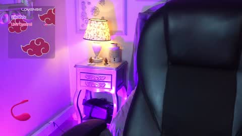 Snapshot of maggietime chatting on February 2025 12:40:02 AM online show from February 2025 12:40:02 AM