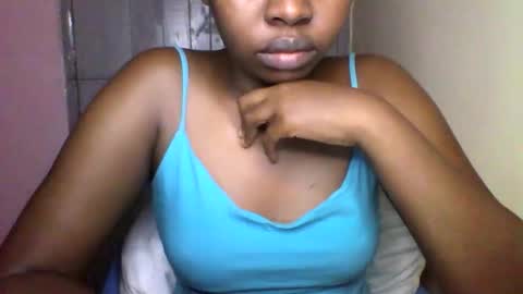 Snapshot of magic_bliss chatting on May 2026 04:02:02 PM Bliss online show from May 2026 04:02:02 PM