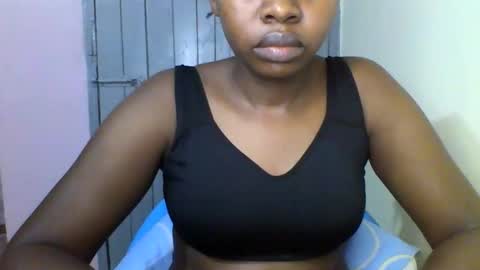 Snapshot of magic_bliss chatting on May 2026 07:55:01 PM Bliss online show from May 2026 07:55:01 PM