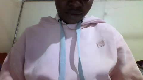 Snapshot of magic_bliss chatting on June 2026 06:18:02 PM Bliss online show from June 2026 06:18:02 PM