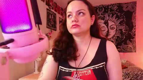 Claire online show from March 2025 03:49:01 PM