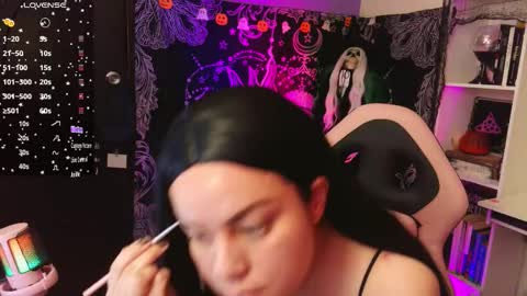 Claire online show from October 2025 11:16:01 PM