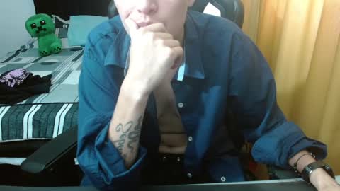 Jade online show from April 2026 05:05:02 PM