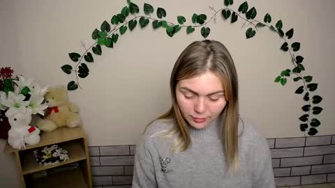 Snapshot of magic_katarina_ chatting on December 2024 06:04:01 AM magic_katarina_ online show from December 2024 06:04:01 AM