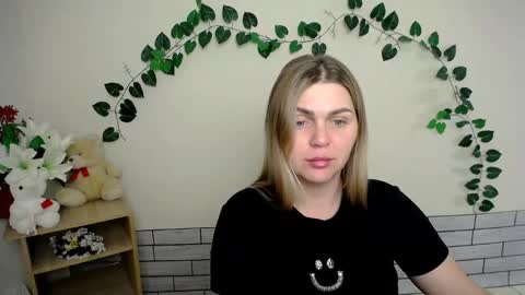 Snapshot of magic_katarina_ chatting on December 2024 07:19:02 PM magic_katarina_ online show from December 2024 07:19:02 PM