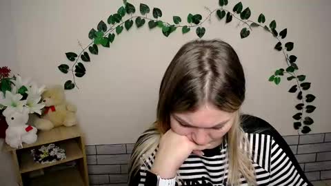 Snapshot of magic_katarina_ chatting on December 2024 07:38:02 AM magic_katarina_ online show from December 2024 07:38:02 AM