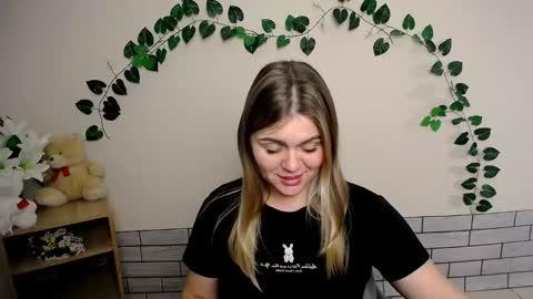 Snapshot of magic_katarina_ chatting on January 2025 11:05:02 AM magic_katarina_ online show from January 2025 11:05:02 AM