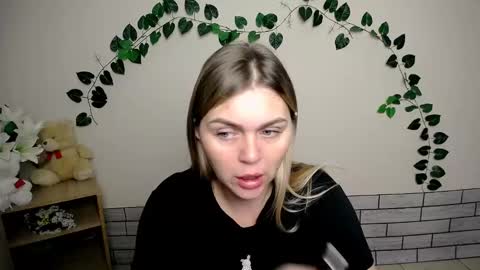 Snapshot of magic_katarina_ chatting on January 2025 06:47:01 AM magic_katarina_ online show from January 2025 06:47:01 AM