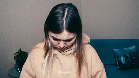 Snapshot of magic_katarina_ chatting on January 2025 12:38:01 PM magic_katarina_ online show from January 2025 12:38:01 PM