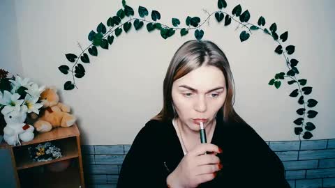 Snapshot of magic_katarina_ chatting on March 2025 09:49:01 AM magic_katarina_ online show from March 2025 09:49:01 AM