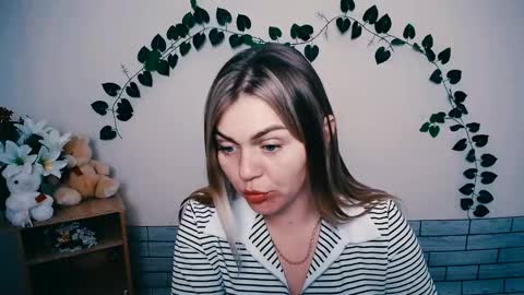 Snapshot of magic_katarina_ chatting on March 2025 07:04:02 AM magic_katarina_ online show from March 2025 07:04:02 AM