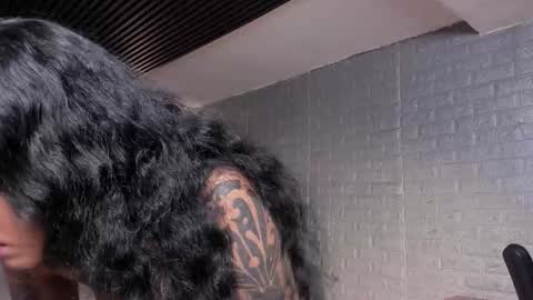 Snapshot of magic_marg chatting on October 2025 10:29:02 PM Marge online show from October 2025 10:29:02 PM