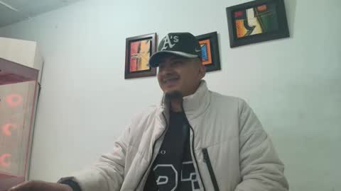 magic_milk23 online show from November 2025 04:36:01 AM