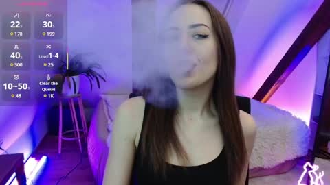 Zooey online show from March 2025 12:59:02 PM