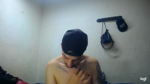 Snapshot of magico_9809 chatting on March 2026 01:39:01 PM BRAYAN online show from March 2026 01:39:01 PM
