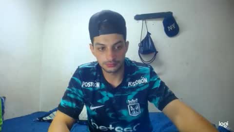 Snapshot of magico_9809 chatting on March 2026 04:37:01 AM BRAYAN online show from March 2026 04:37:01 AM
