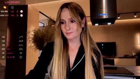 Snapshot of magicpeaach chatting on December 2024 07:48:02 PM magicpeaach online show from December 2024 07:48:02 PM