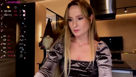 Snapshot of magicpeaach chatting on December 2024 07:39:02 PM magicpeaach online show from December 2024 07:39:02 PM