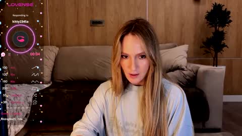 Snapshot of magicpeaach chatting on February 2025 05:05:02 PM magicpeaach online show from February 2025 05:05:02 PM