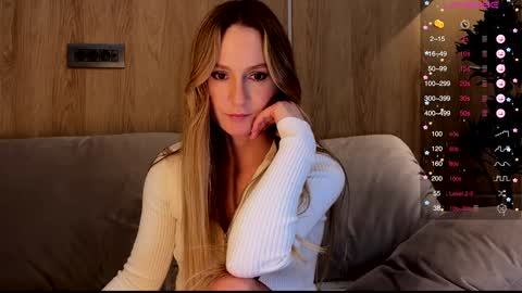 Snapshot of magicpeaach chatting on February 2025 10:40:01 PM magicpeaach online show from February 2025 10:40:01 PM