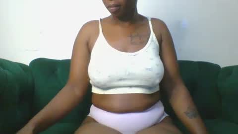 Snapshot of magicpussyy1 chatting on June 2026 01:30:01 AM magicbabe online show from June 2026 01:30:01 AM