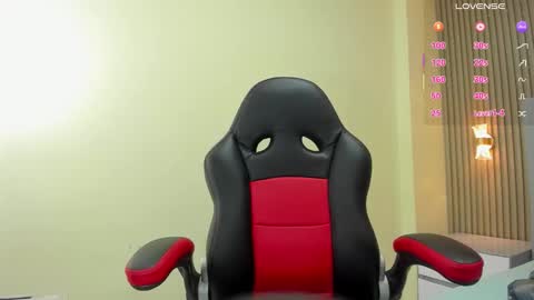 Snapshot of magievans1 chatting on October 2025 12:27:01 PM magievans1 online show from October 2025 12:27:01 PM