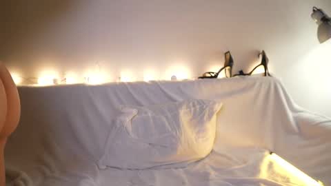 Ami online show from October 2025 07:10:02 AM