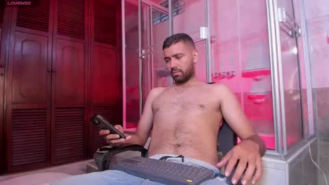 Snapshot of magnus_alejo chatting on October 2025 11:28:02 AM Magnus Alejo online show from October 2025 11:28:02 AM