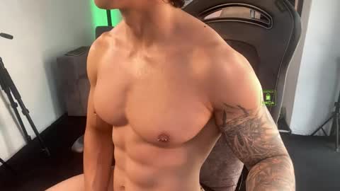 Snapshot of magnus_savage chatting on May 2026 05:43:02 PM If you want me to use the Lovense please let me know -- online show from May 2026 05:43:02 PM