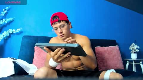 Snapshot of magnusknight_ chatting on December 2025 04:36:01 PM Magnus online show from December 2025 04:36:01 PM