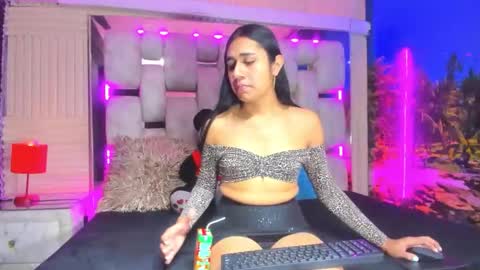 mahiara hot online show from June 2026 01:02:01 PM